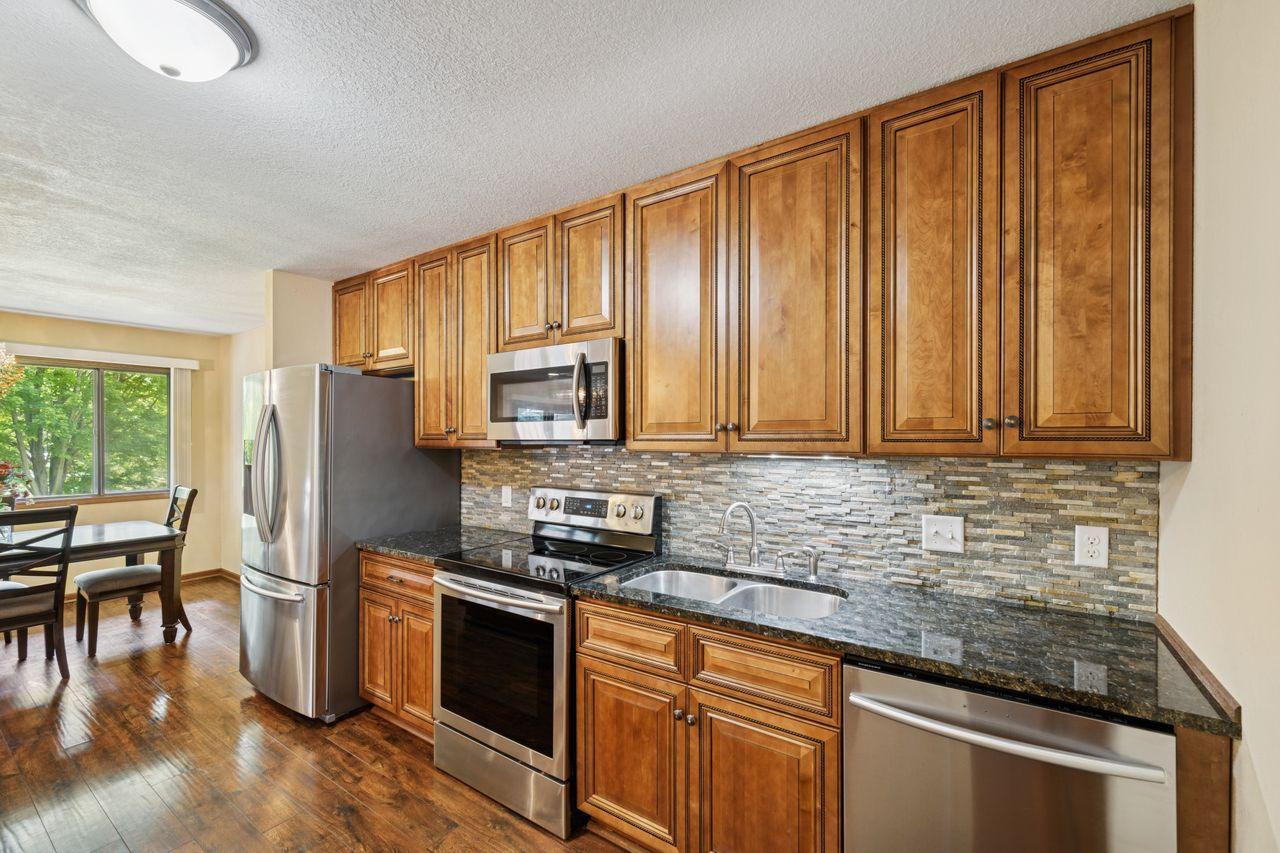 1427 4th Street W