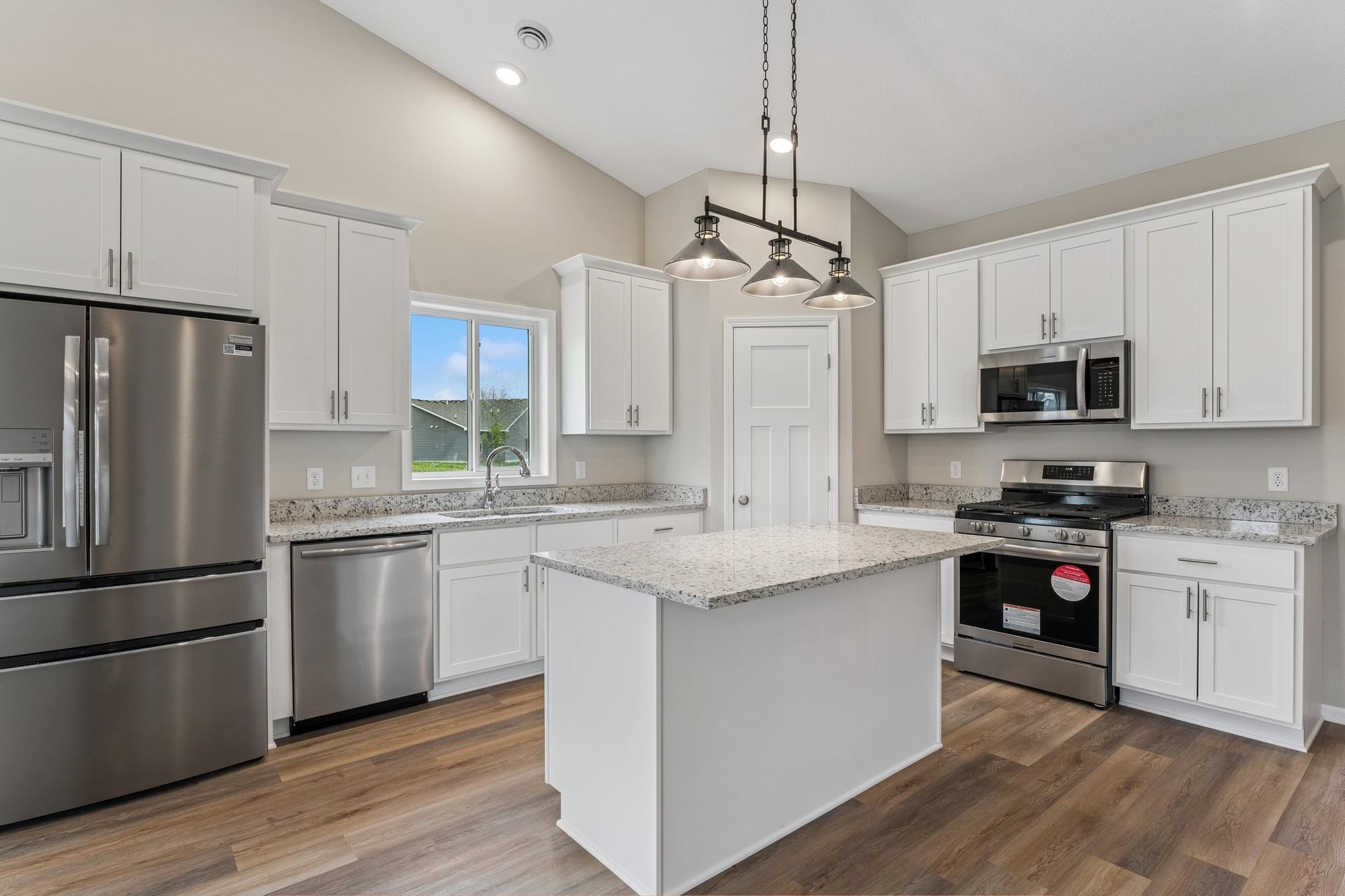 4905 Evergreen Drive N