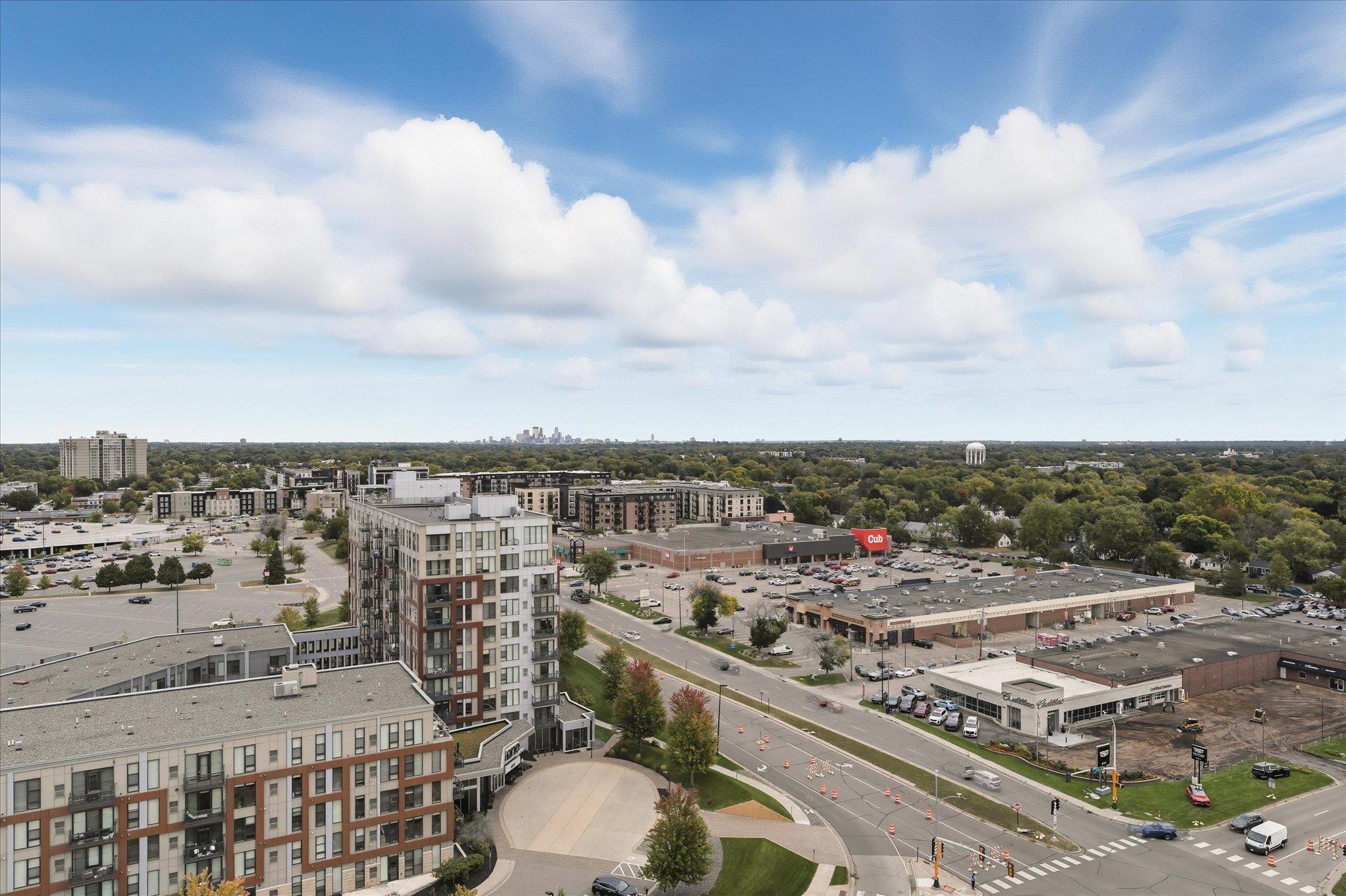 3209 Galleria Unit: 1406