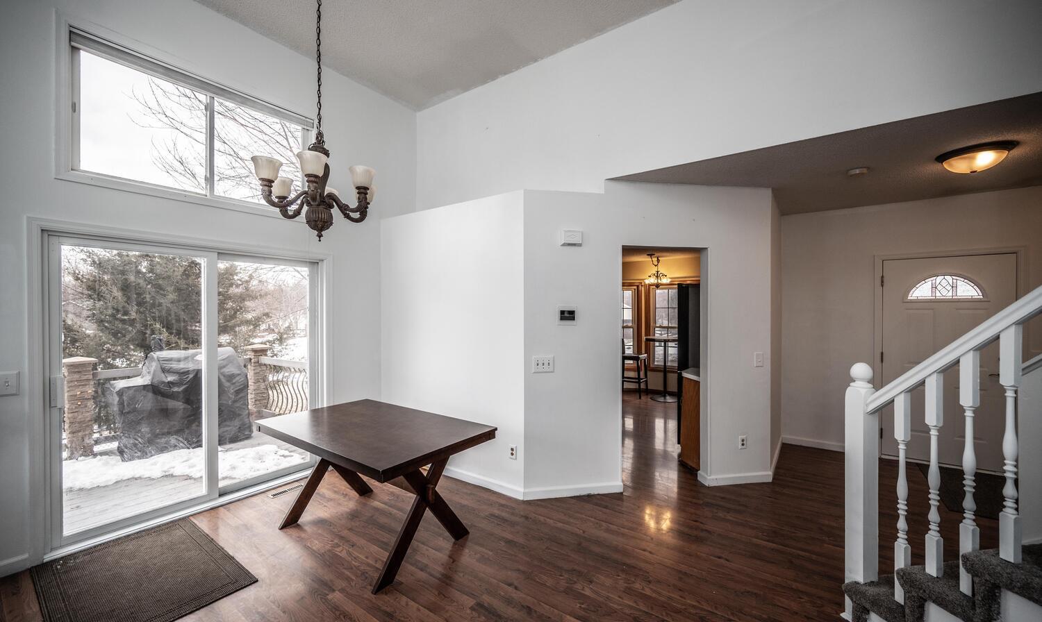 6030 Meadowood Court