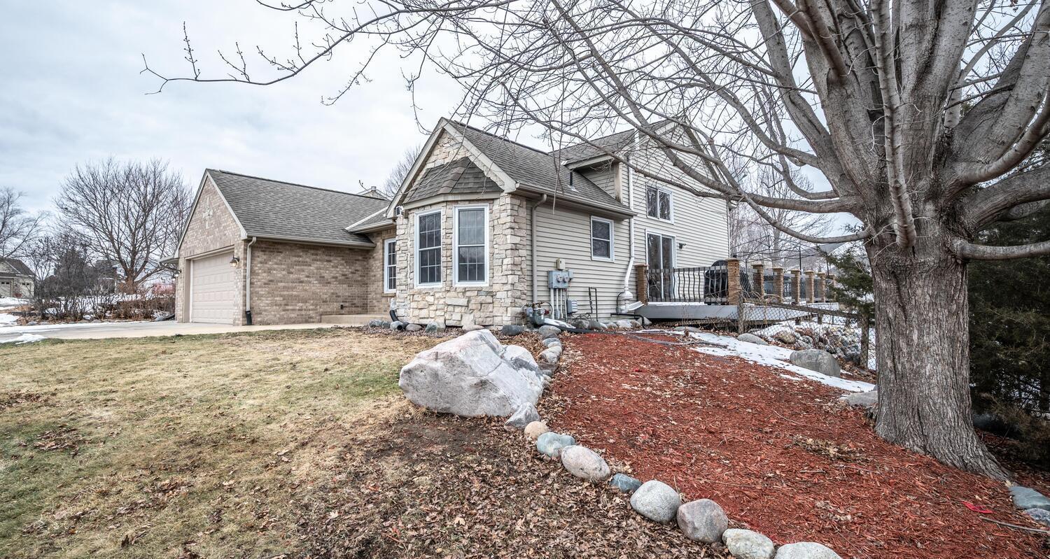 6030 Meadowood Court