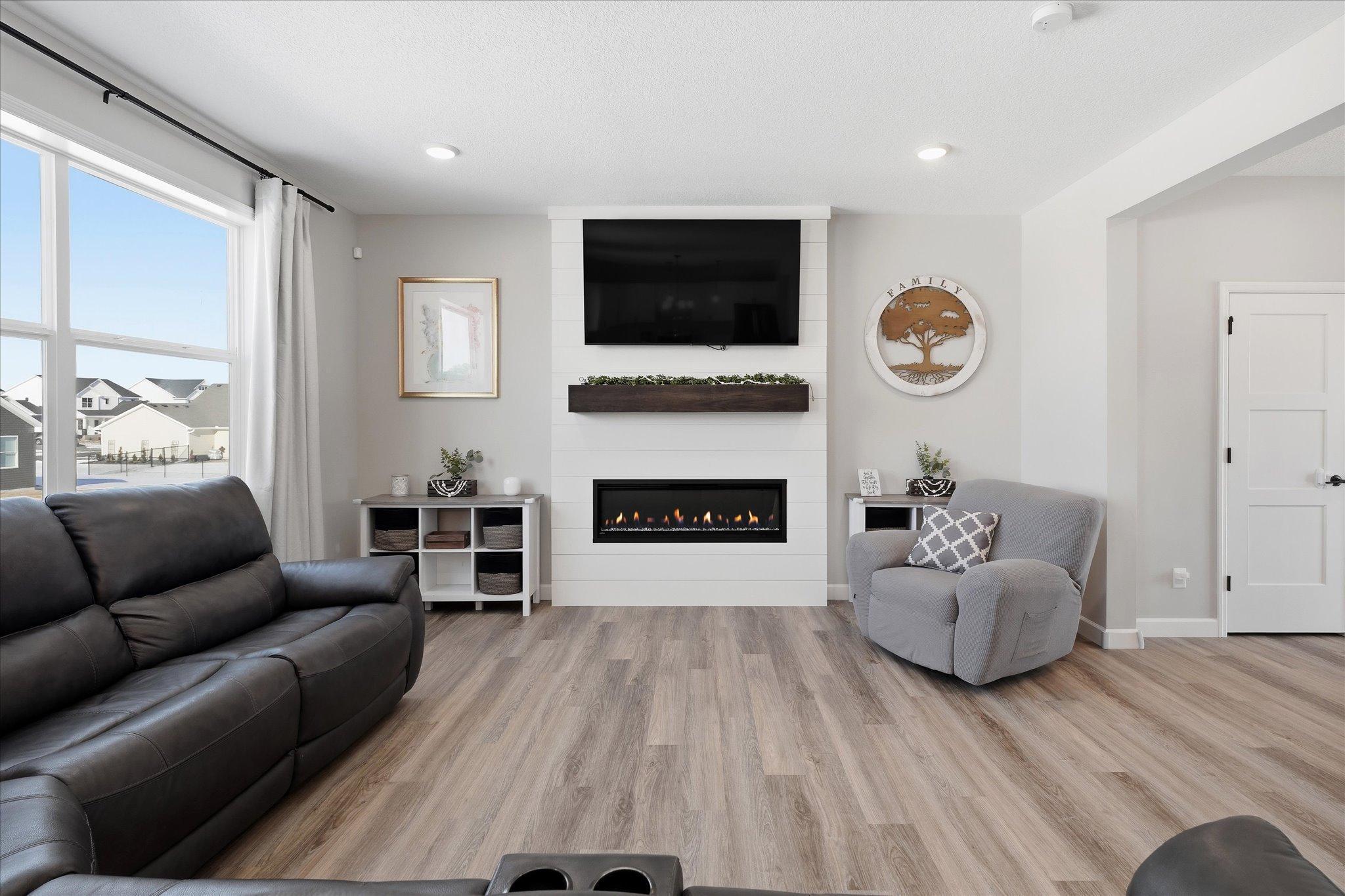 1486 Oak Ridge Street