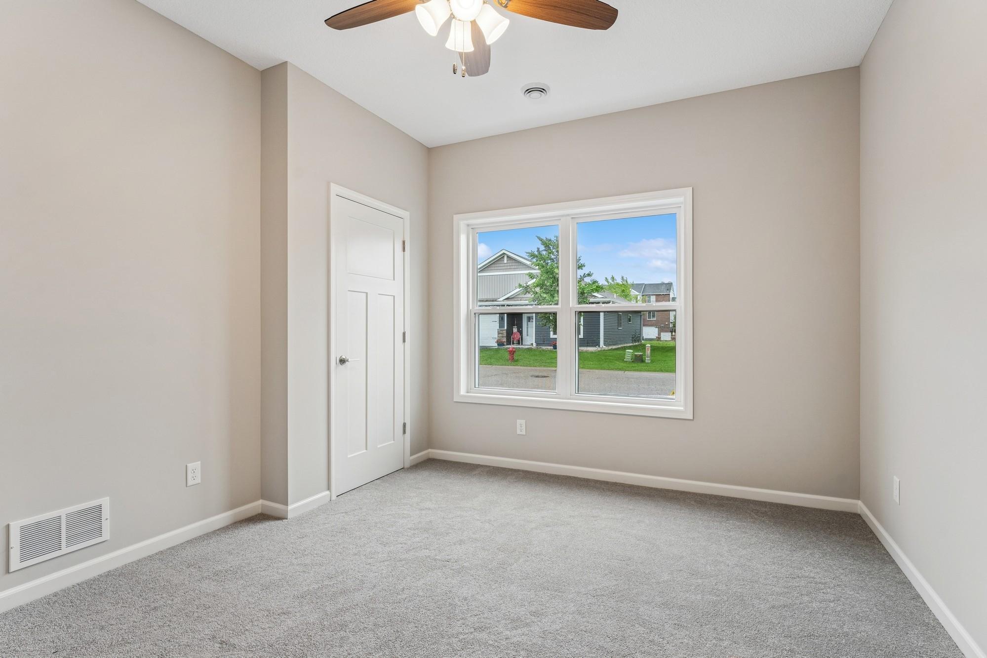 4907 Evergreen Drive N