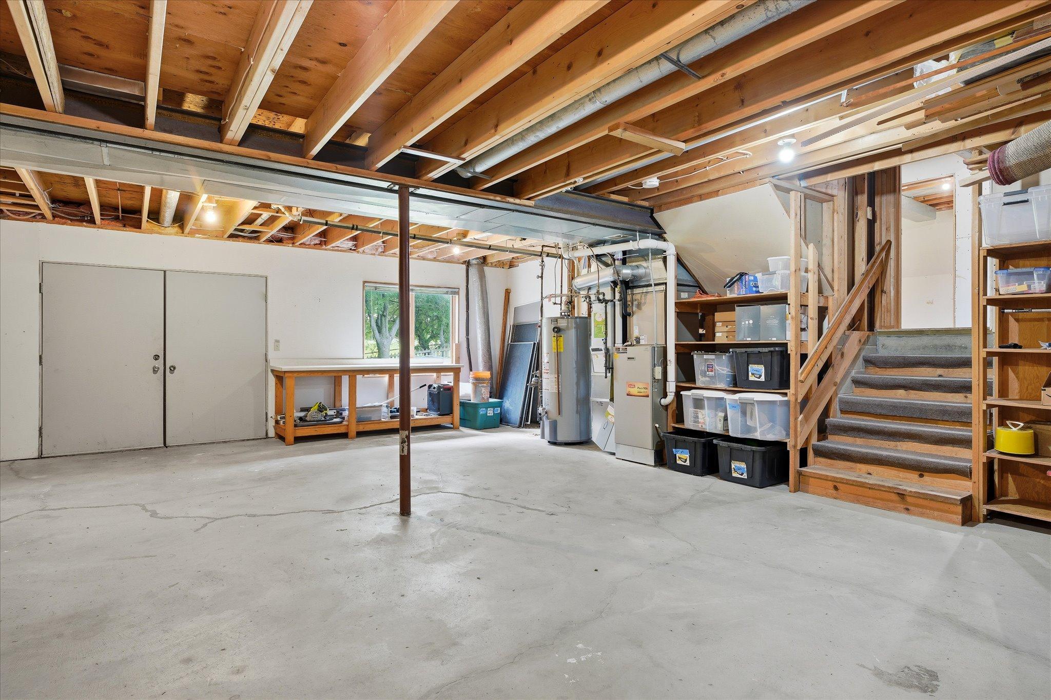 8452 Monterey Court