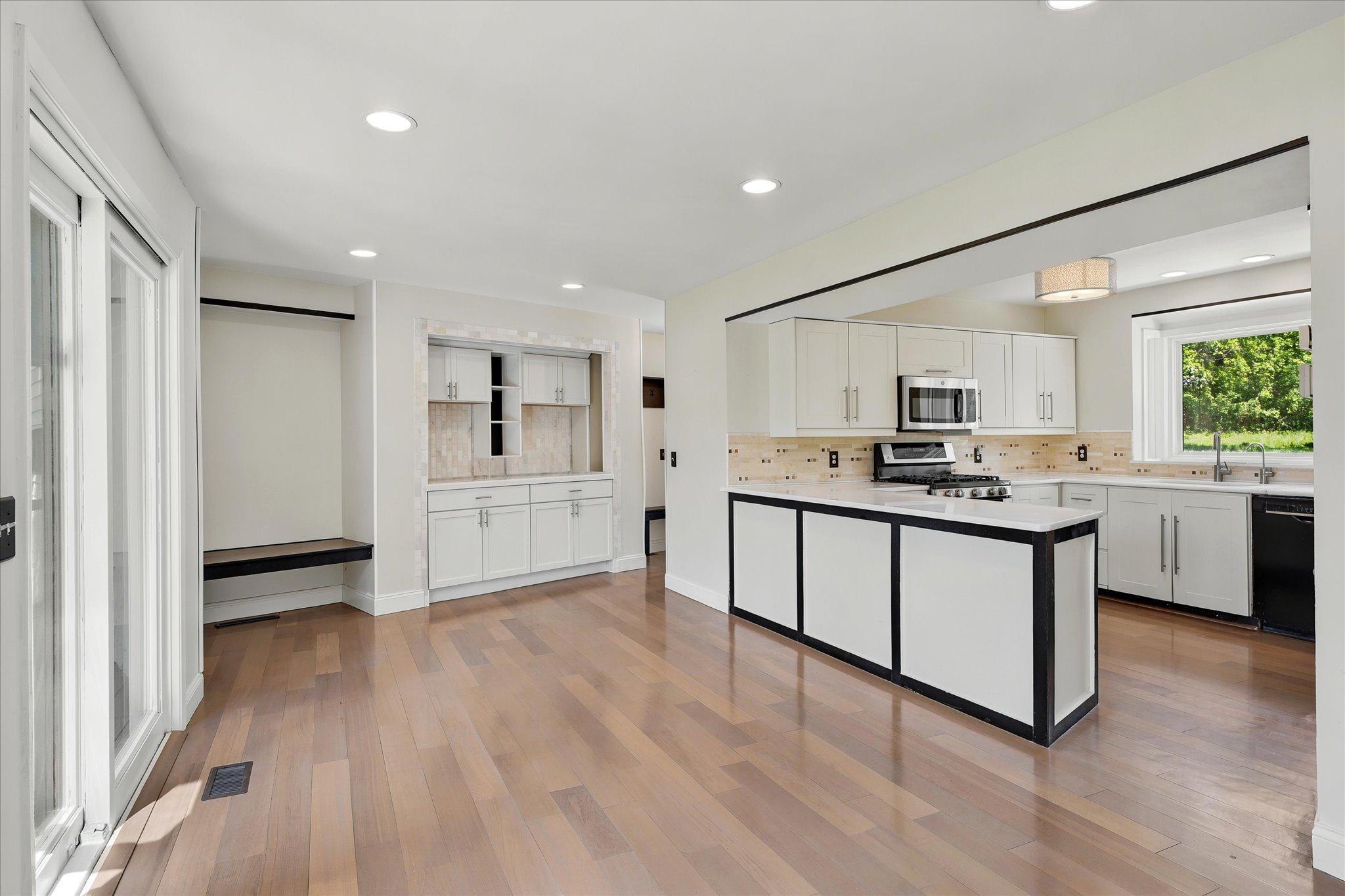 2782 Tamarack Drive