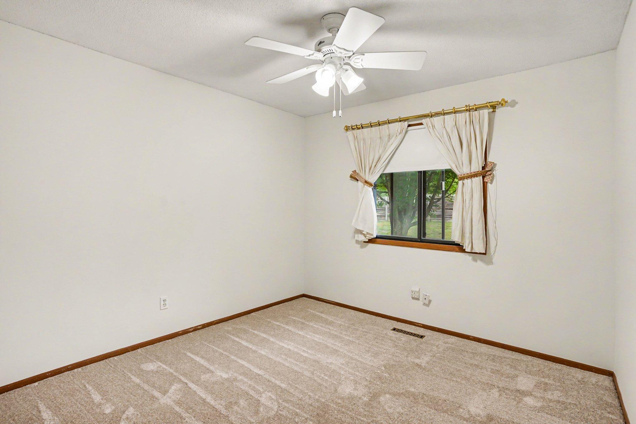 8689 134th Street W