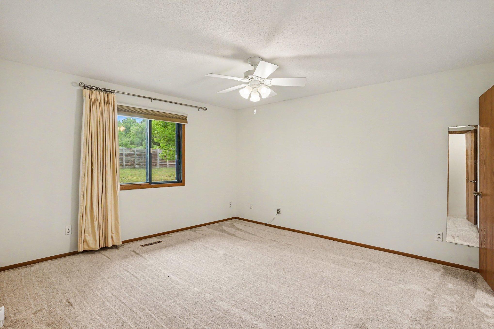 8689 134th Street W