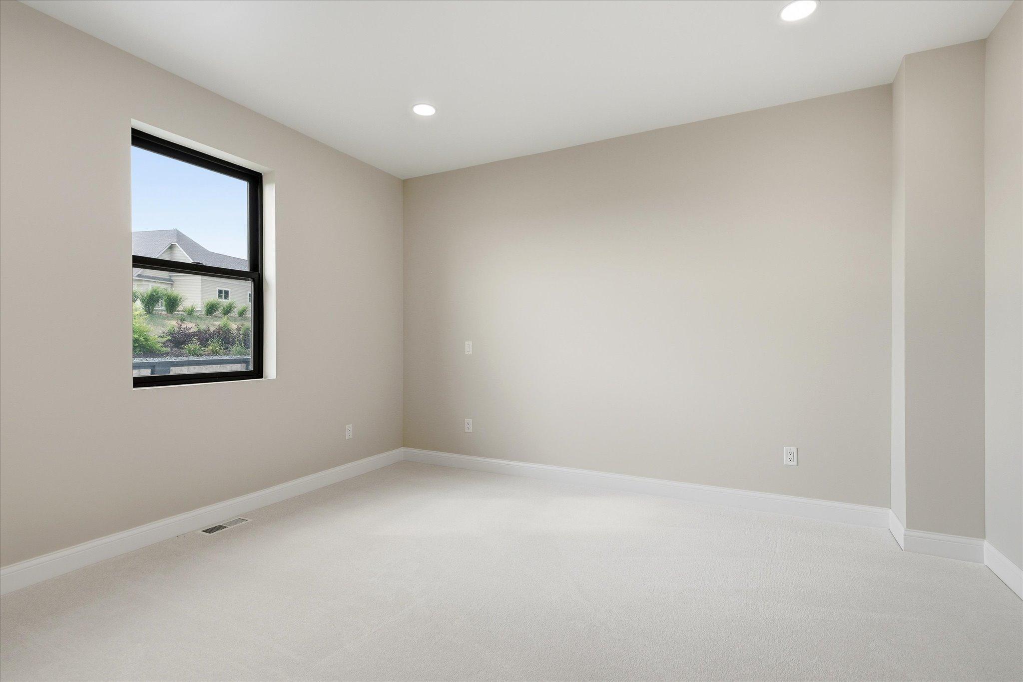 6783 Broadview Drive