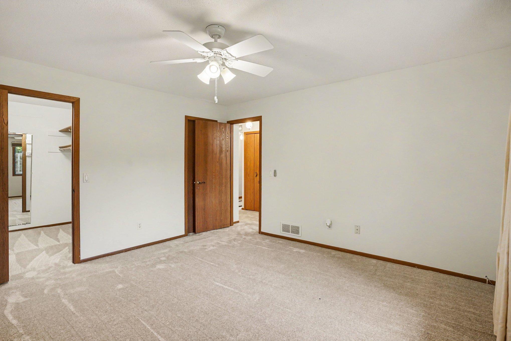 8689 134th Street W