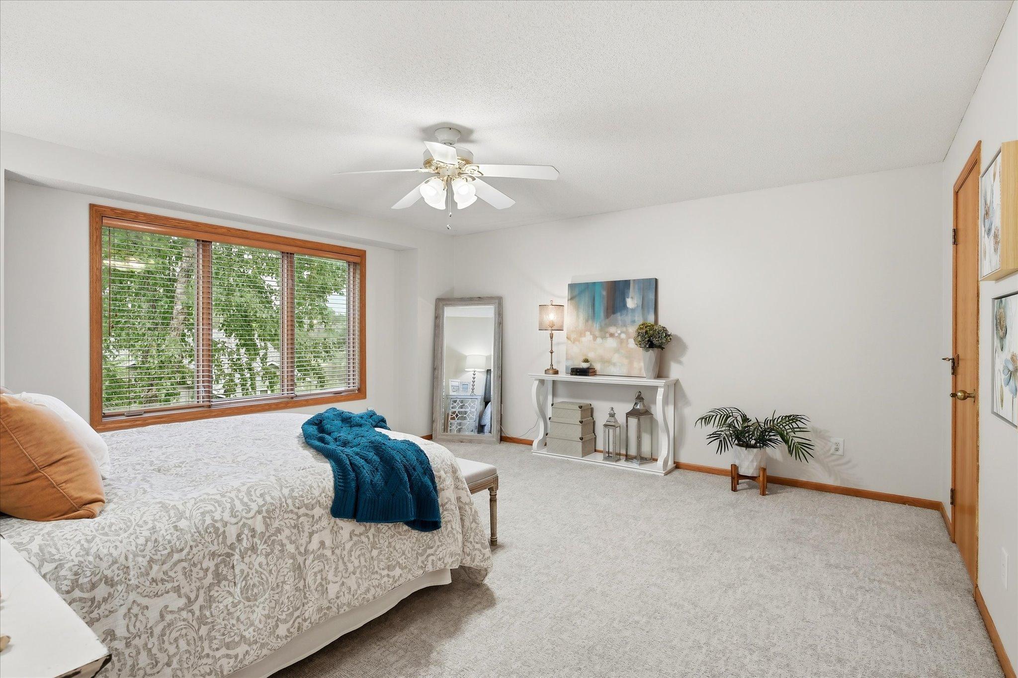 1904 Lincoln Street S Unit: 1904