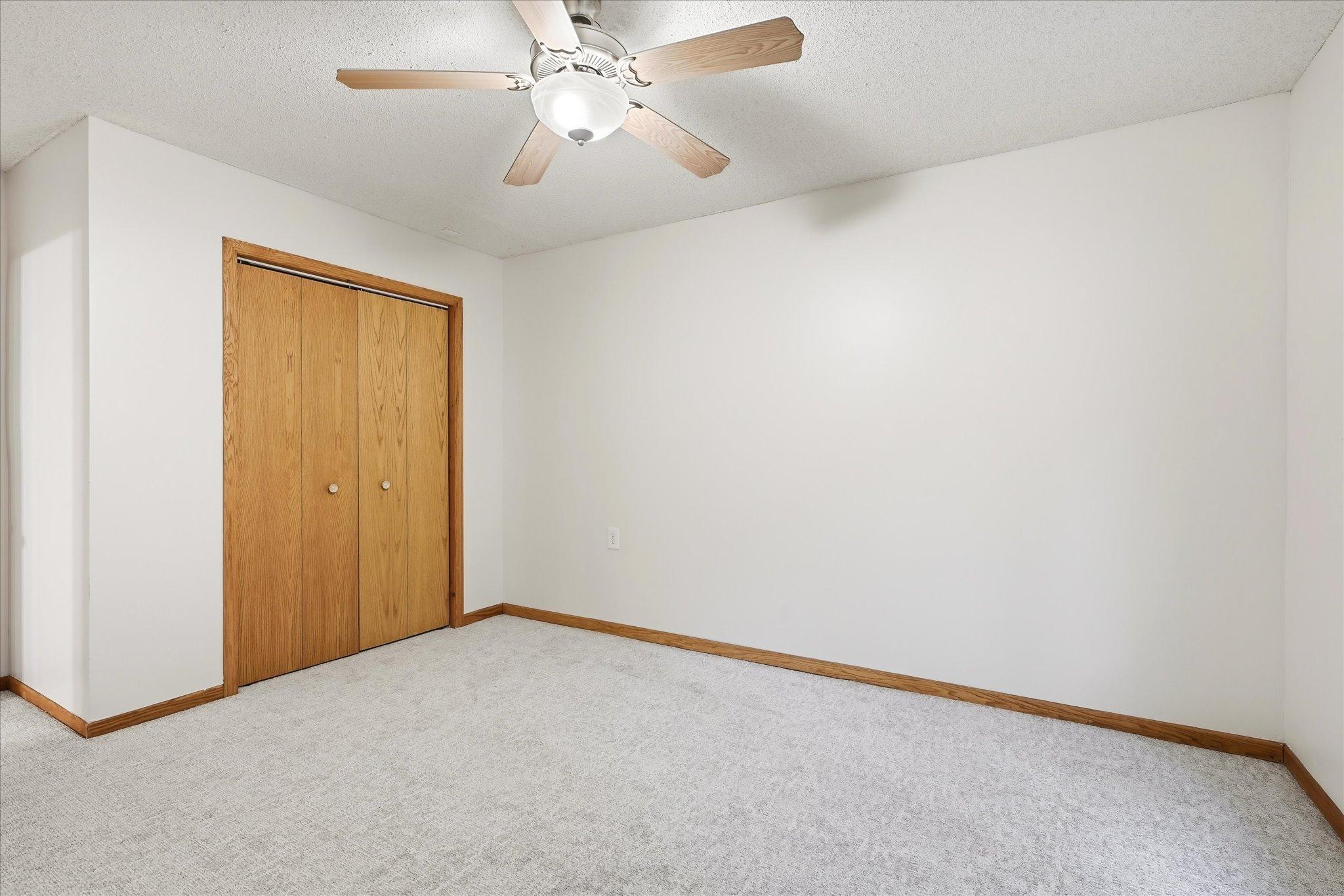 1904 Lincoln Street S Unit: 1904