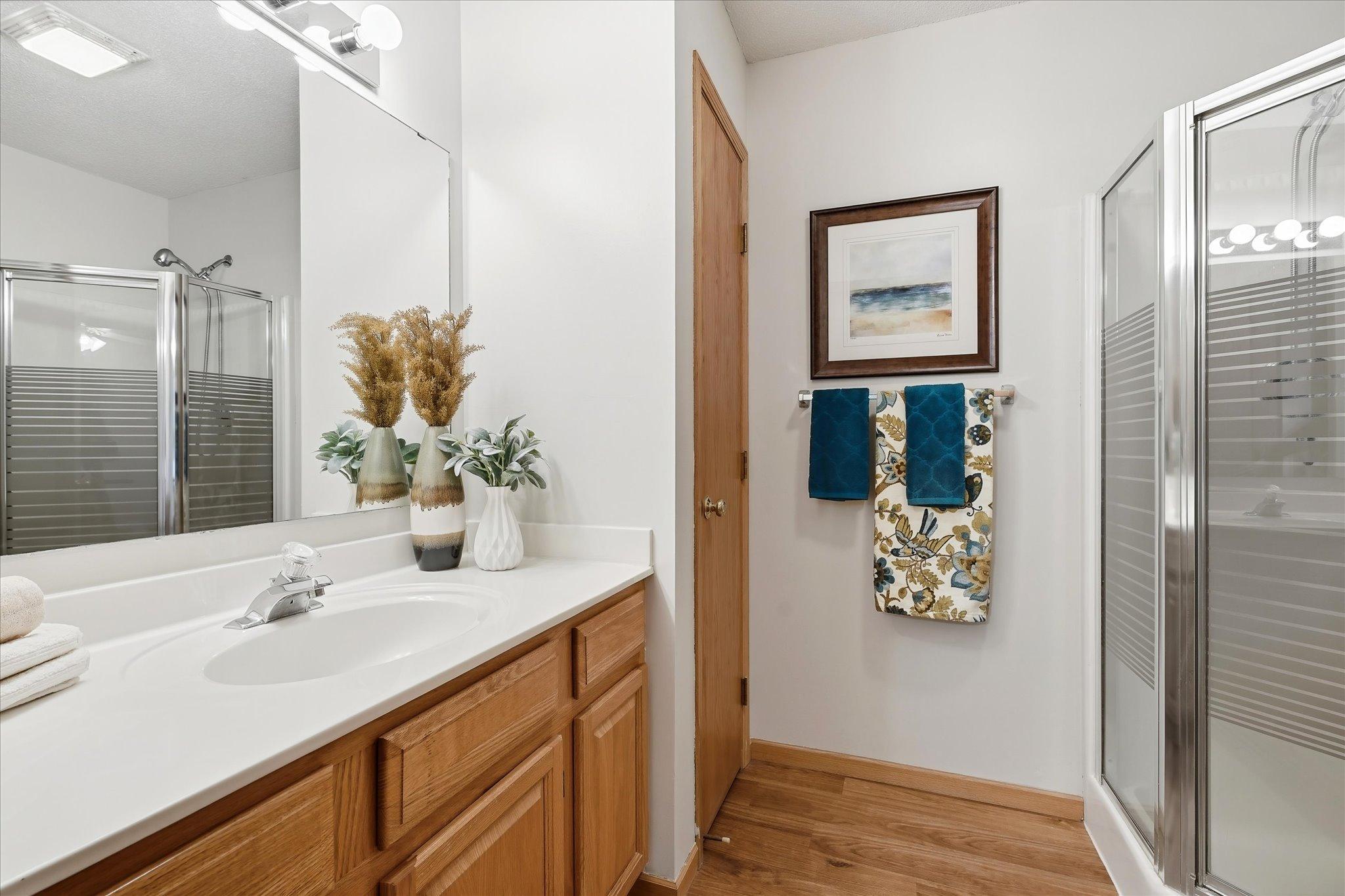 1904 Lincoln Street S Unit: 1904