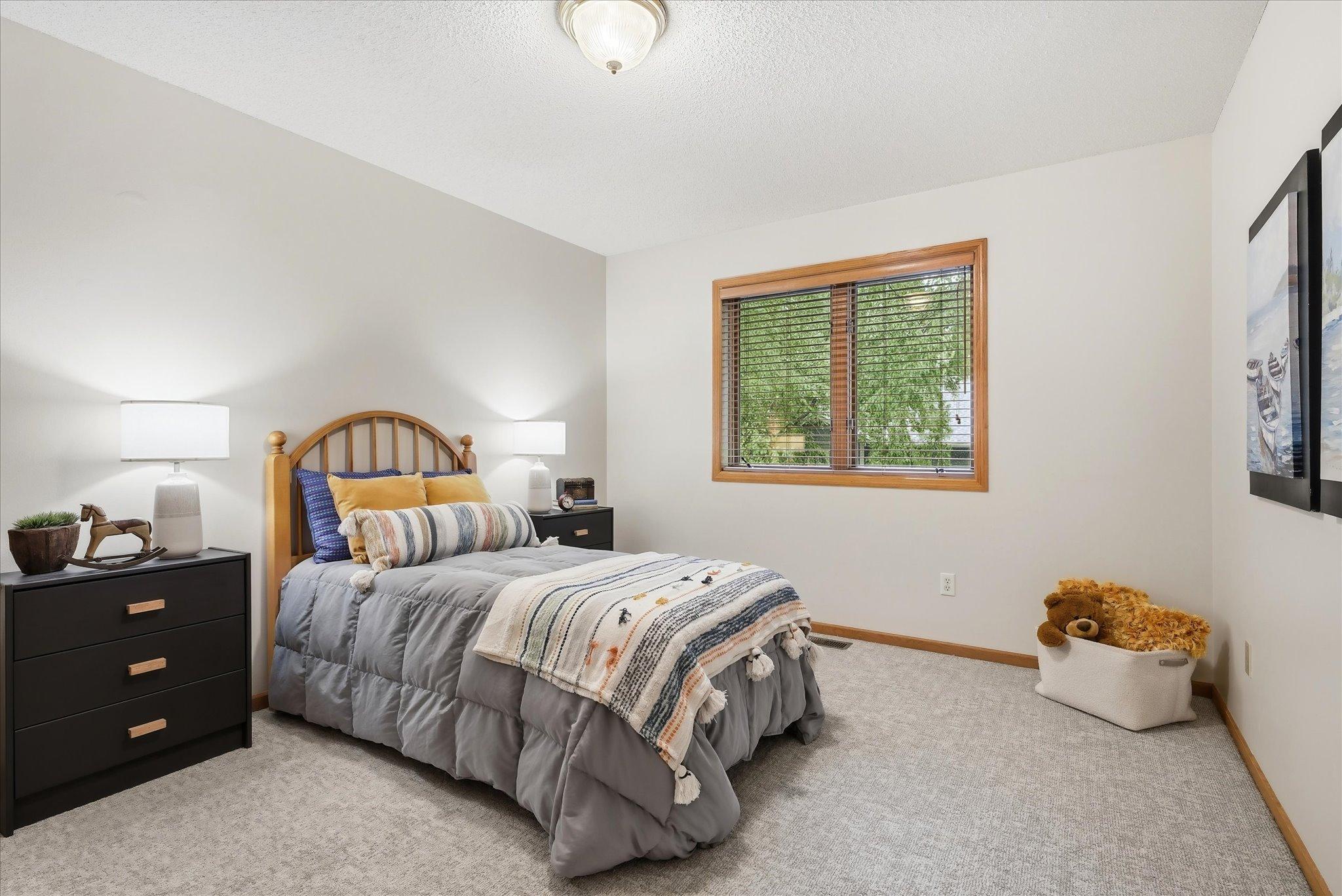 1904 Lincoln Street S Unit: 1904