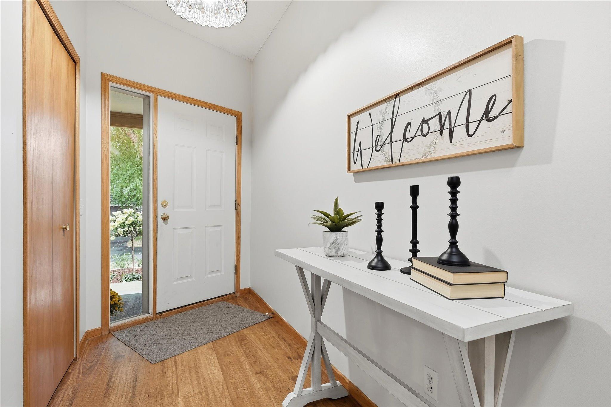 1904 Lincoln Street S Unit: 1904