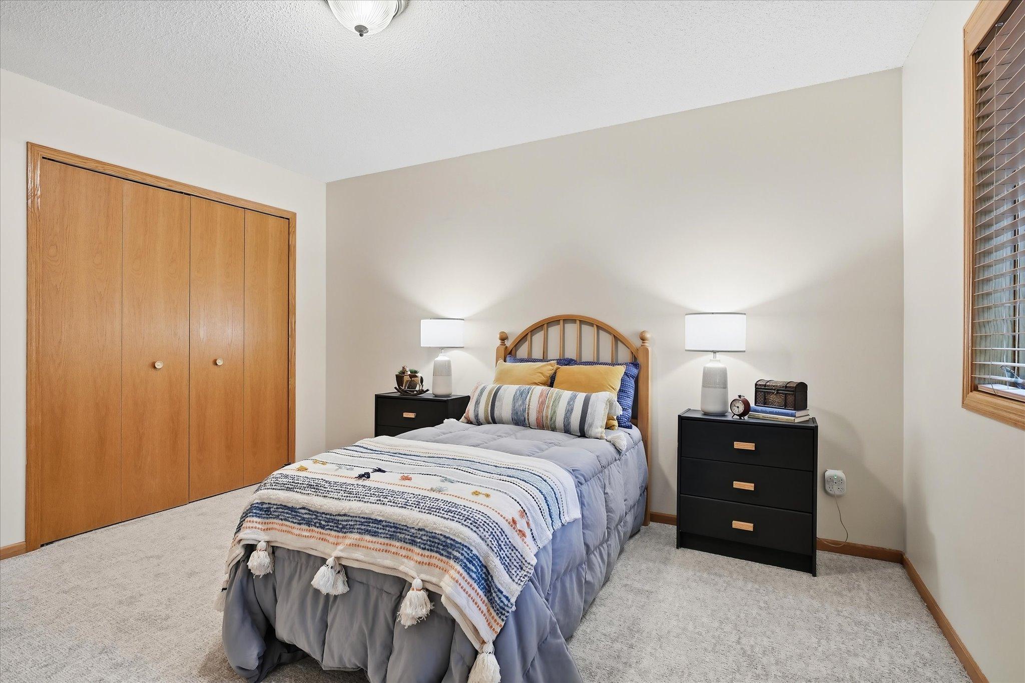 1904 Lincoln Street S Unit: 1904