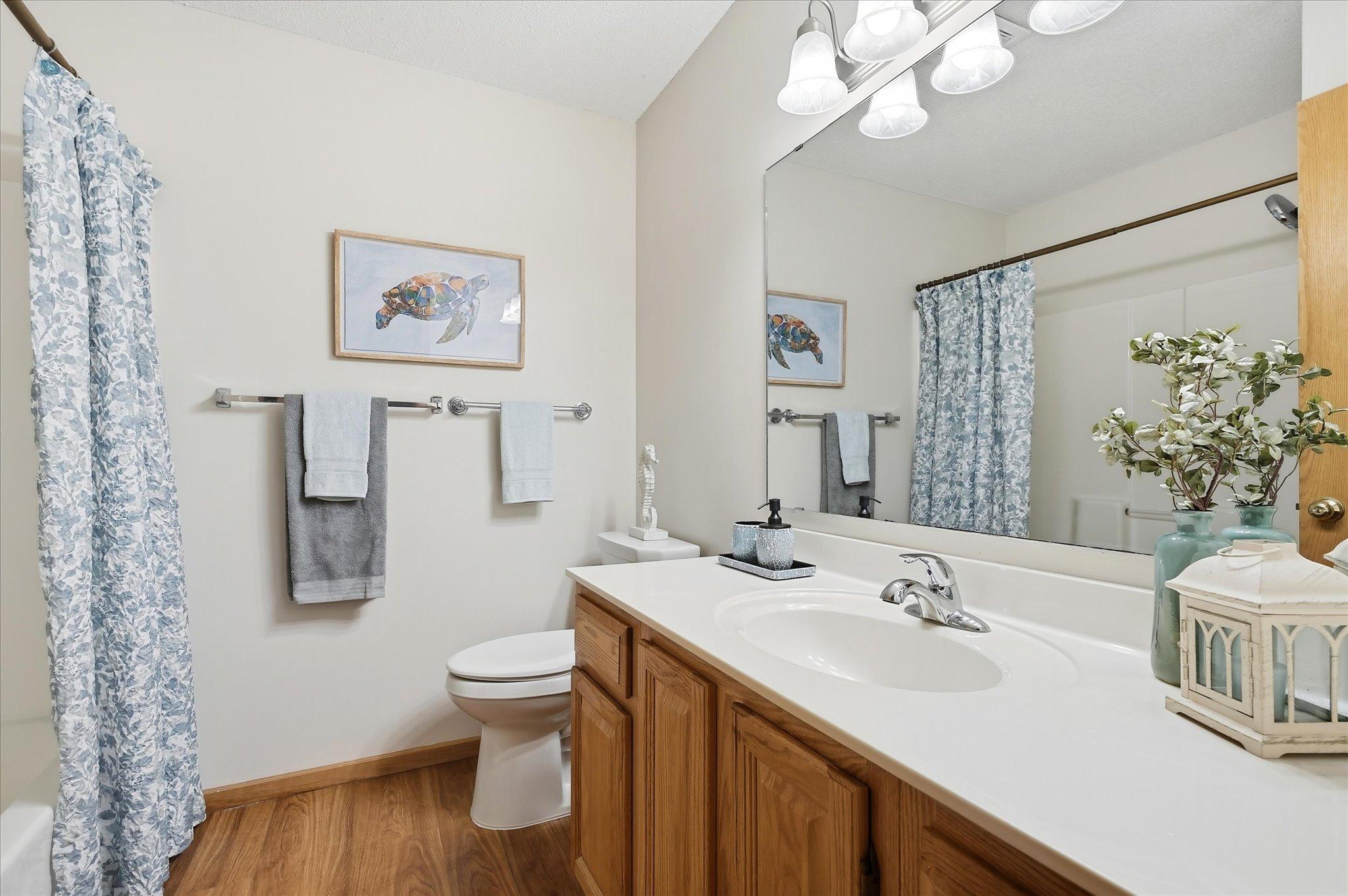 1904 Lincoln Street S Unit: 1904