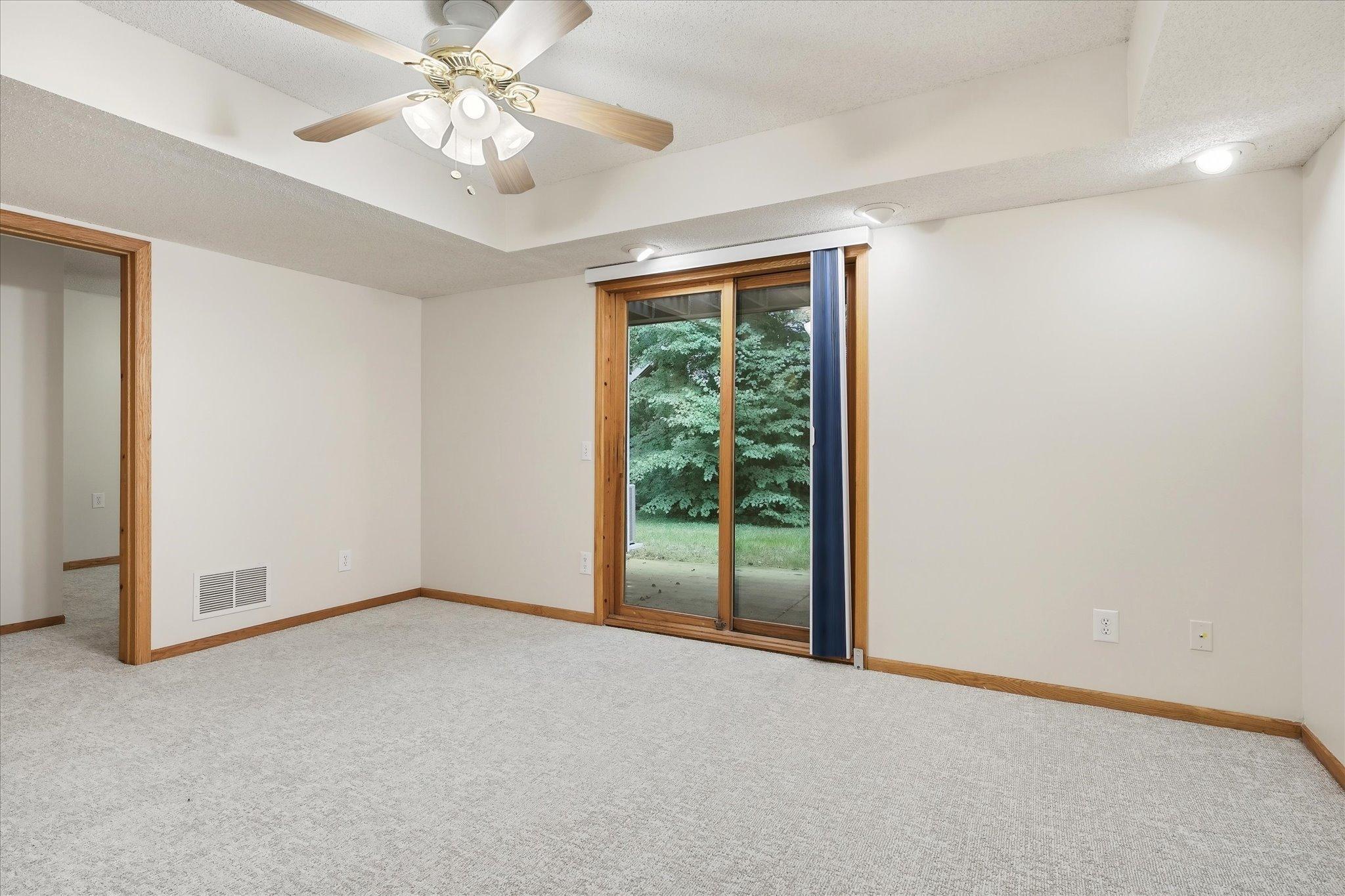 1904 Lincoln Street S Unit: 1904