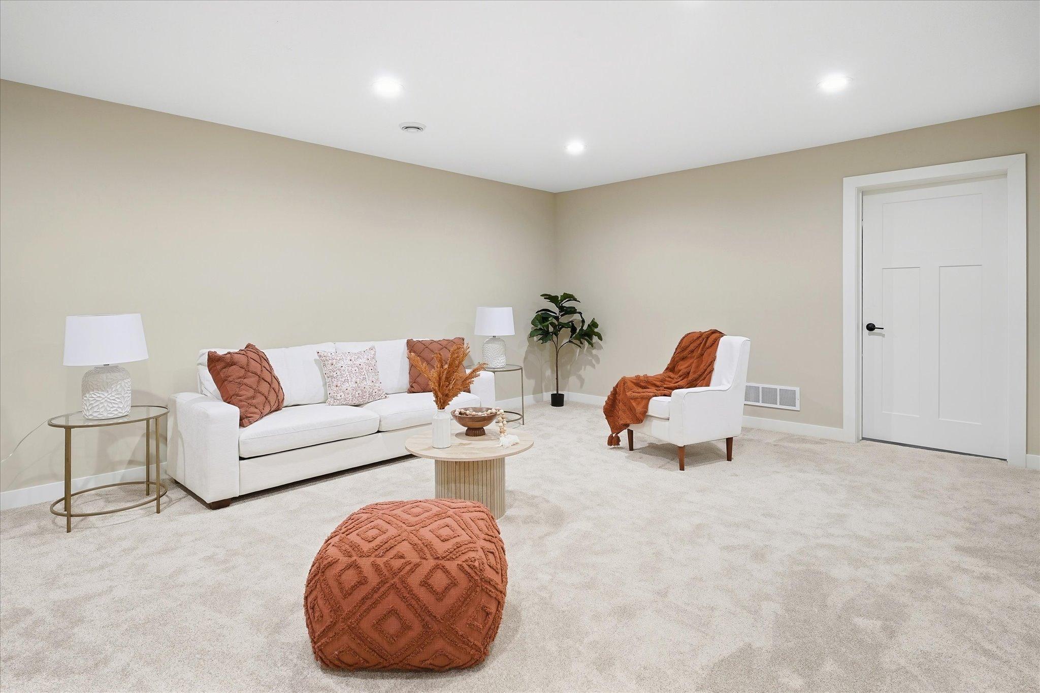 17809 Graphite Lane