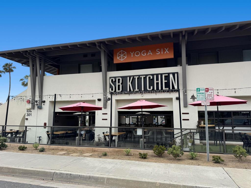 515 S Sierra Avenue 130