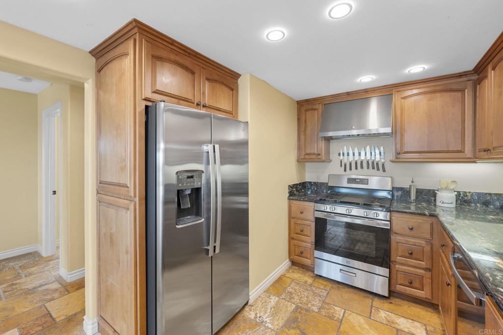 515 S Sierra Avenue 130
