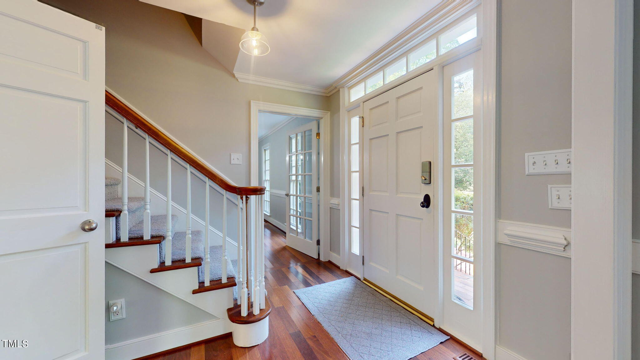 2801 Croix Place