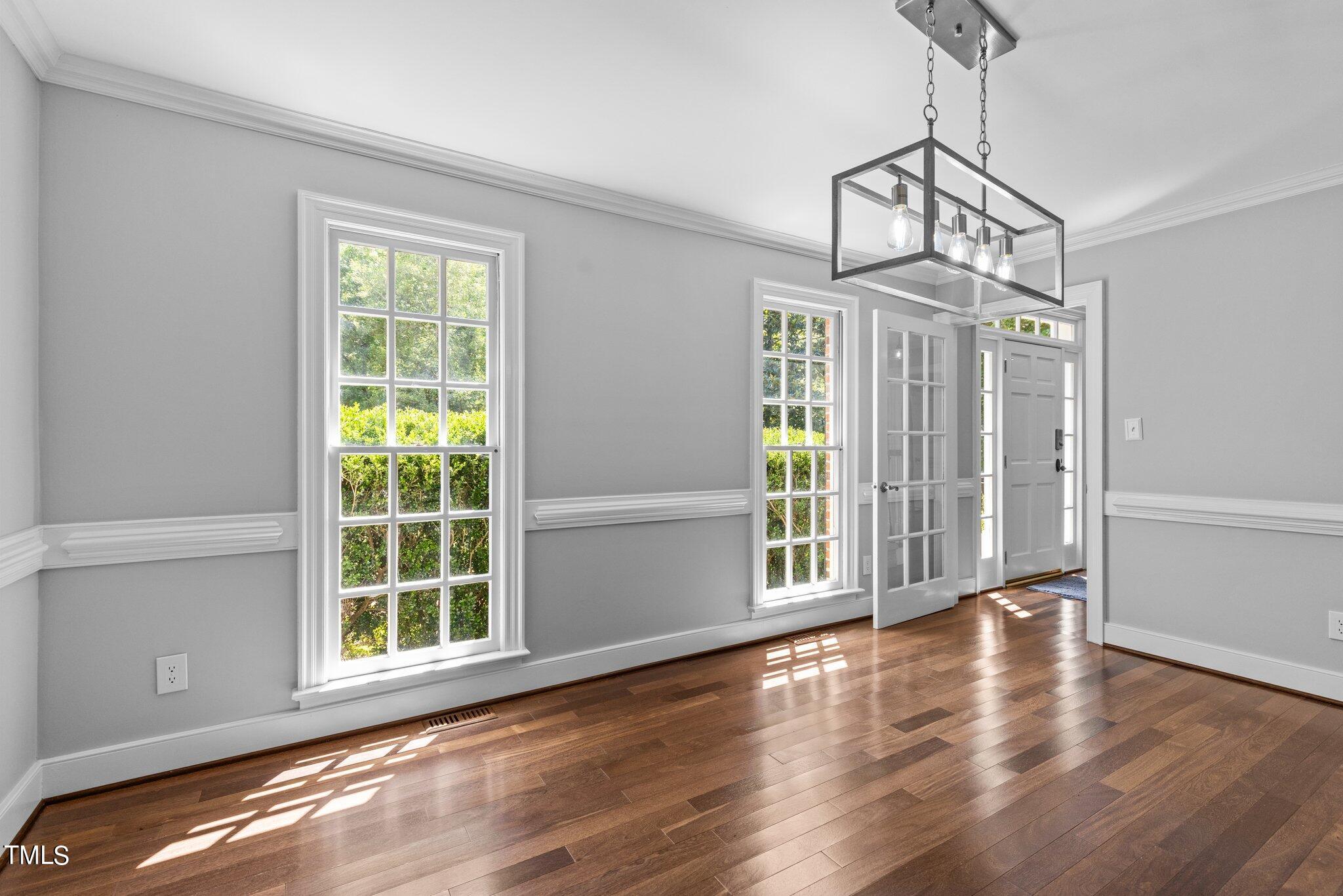 2801 Croix Place