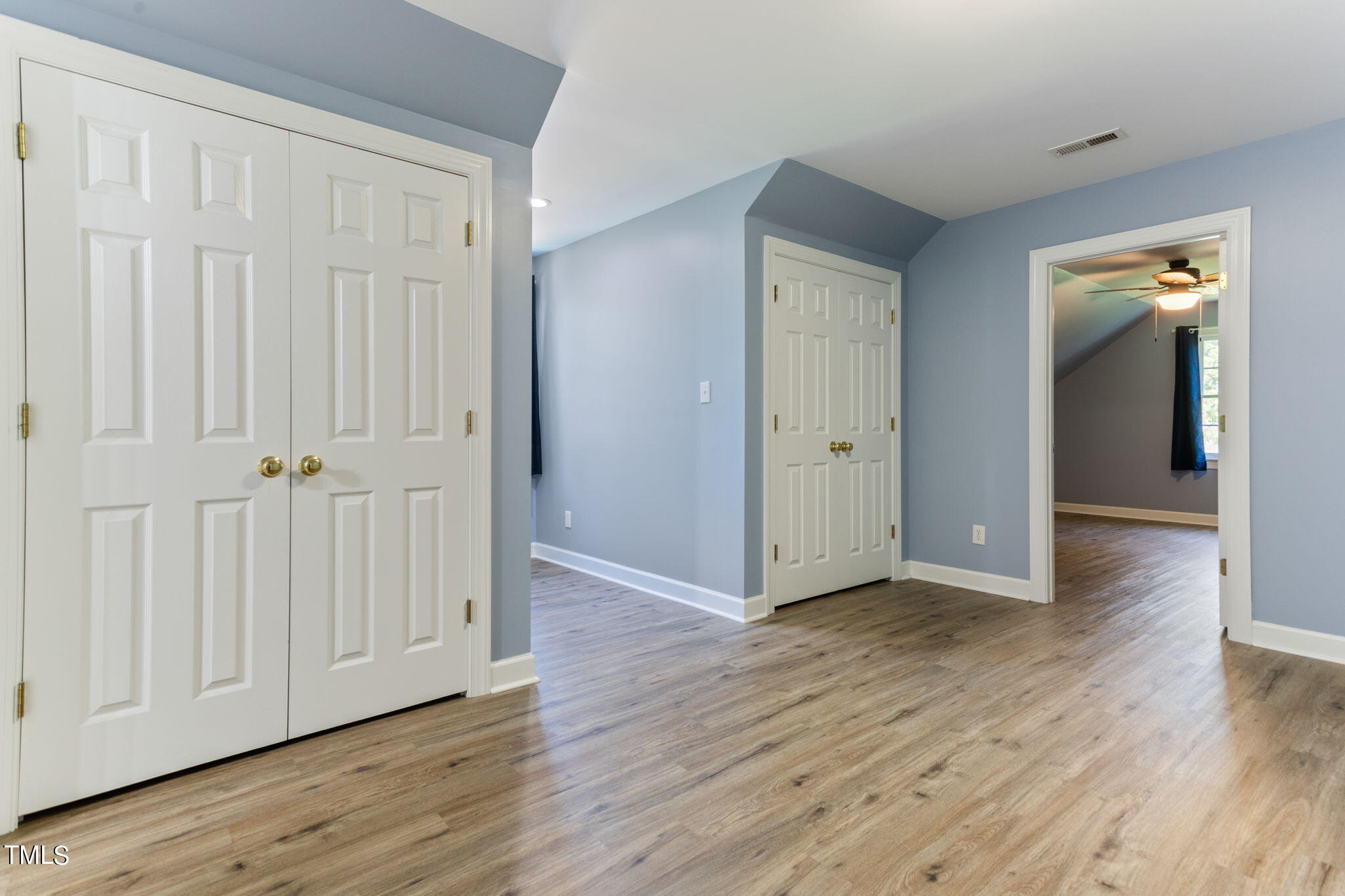 4139 Mistletoe Lane