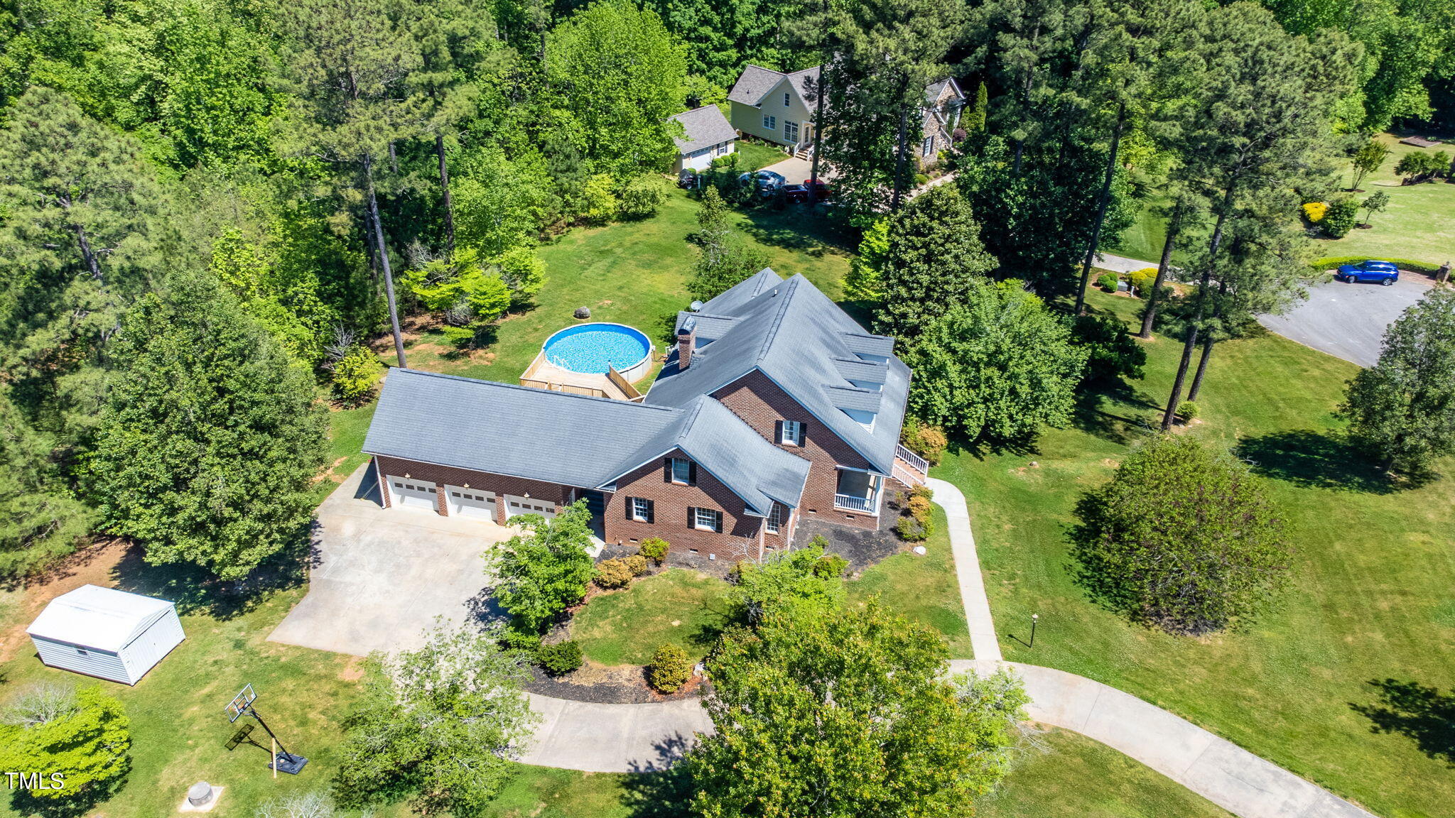 4139 Mistletoe Lane