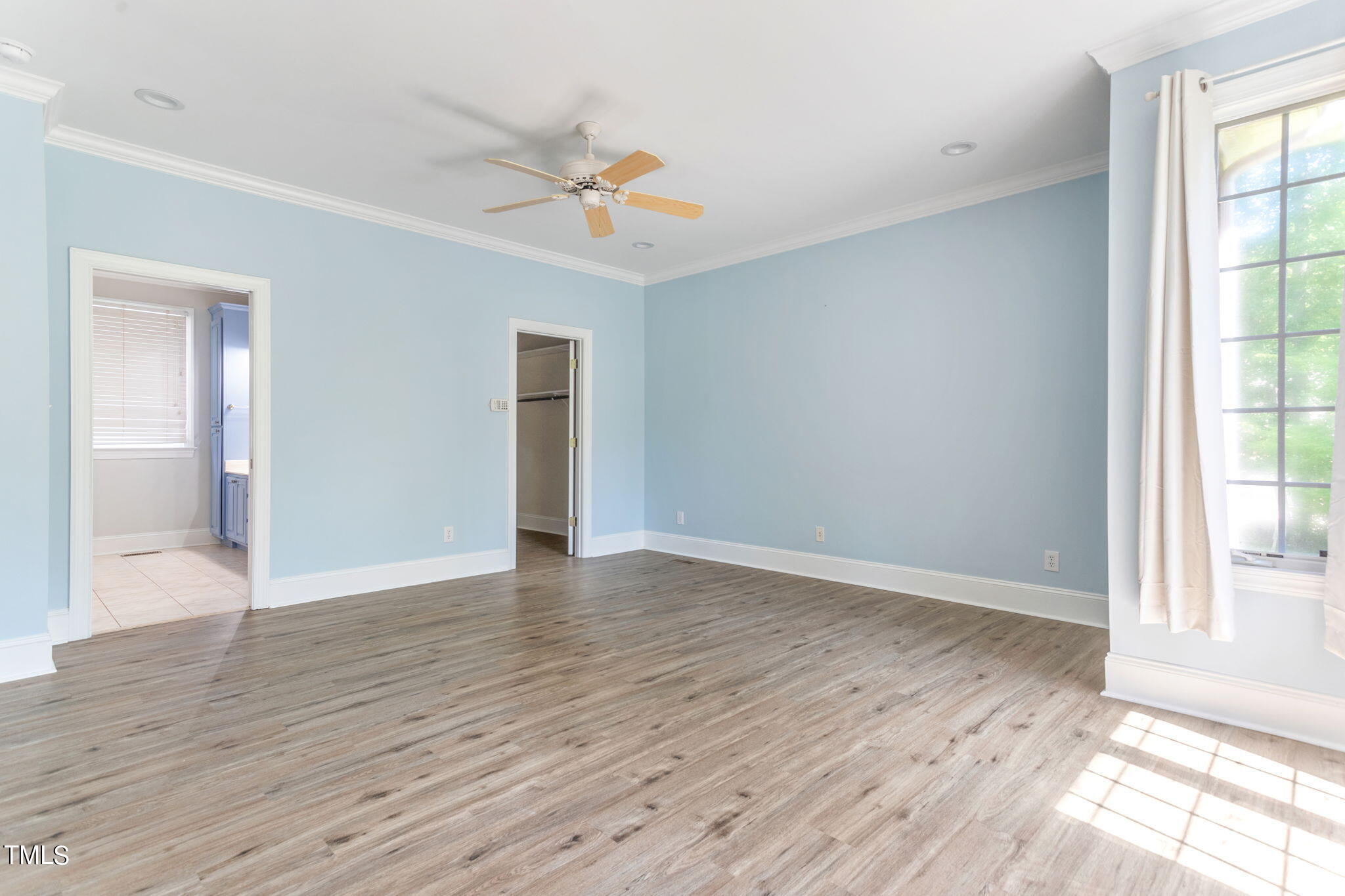 4139 Mistletoe Lane
