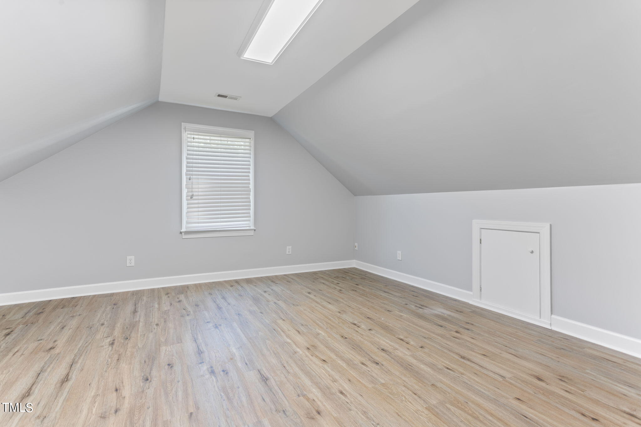 4139 Mistletoe Lane