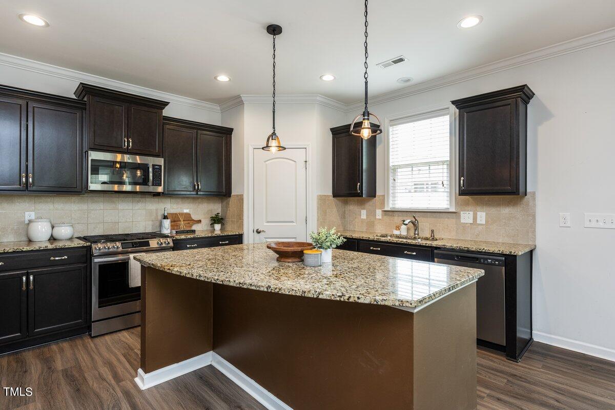 125 Hawksbill Drive