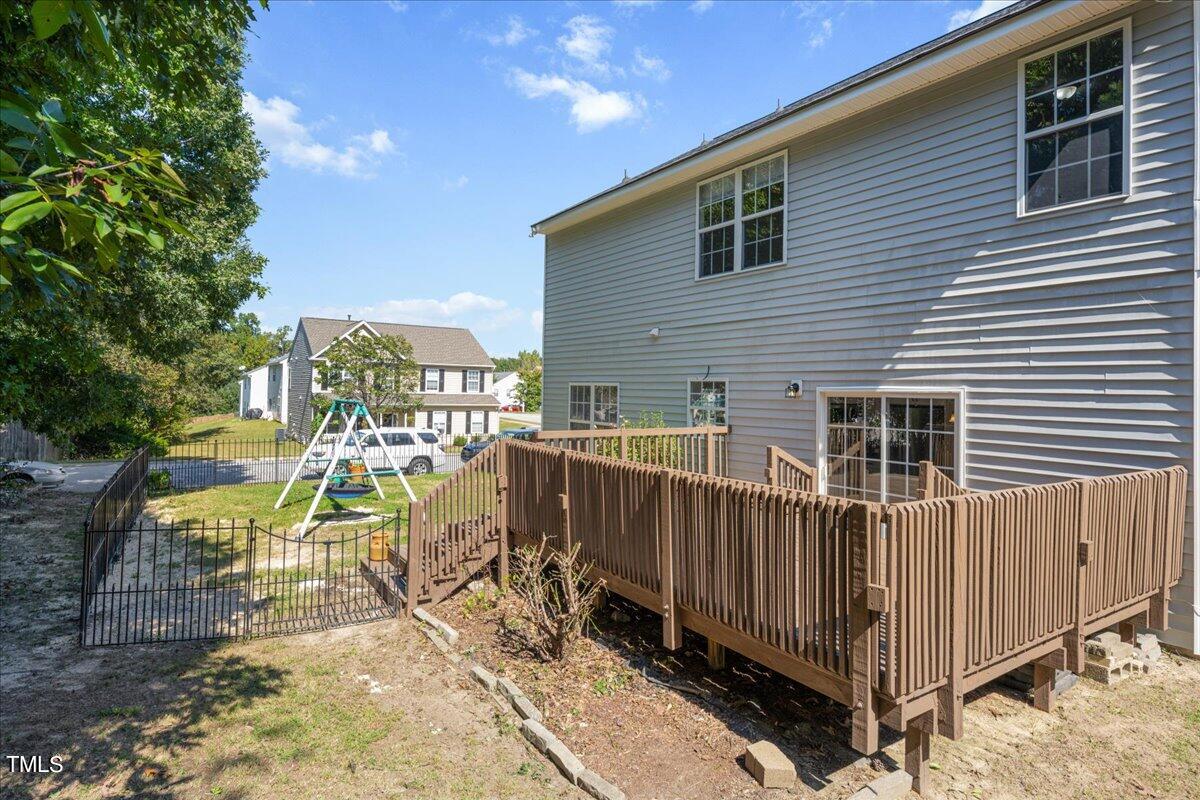 4221 Bay Rum Lane