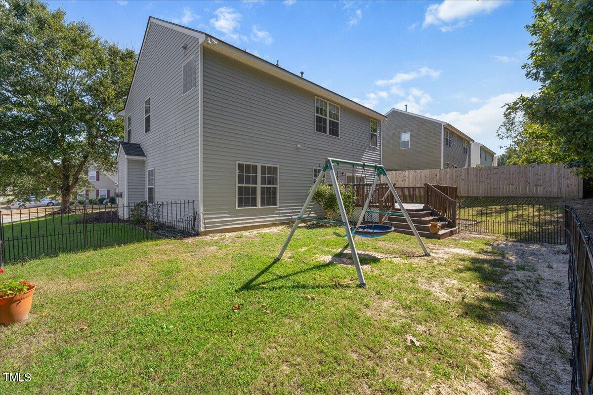 4221 Bay Rum Lane