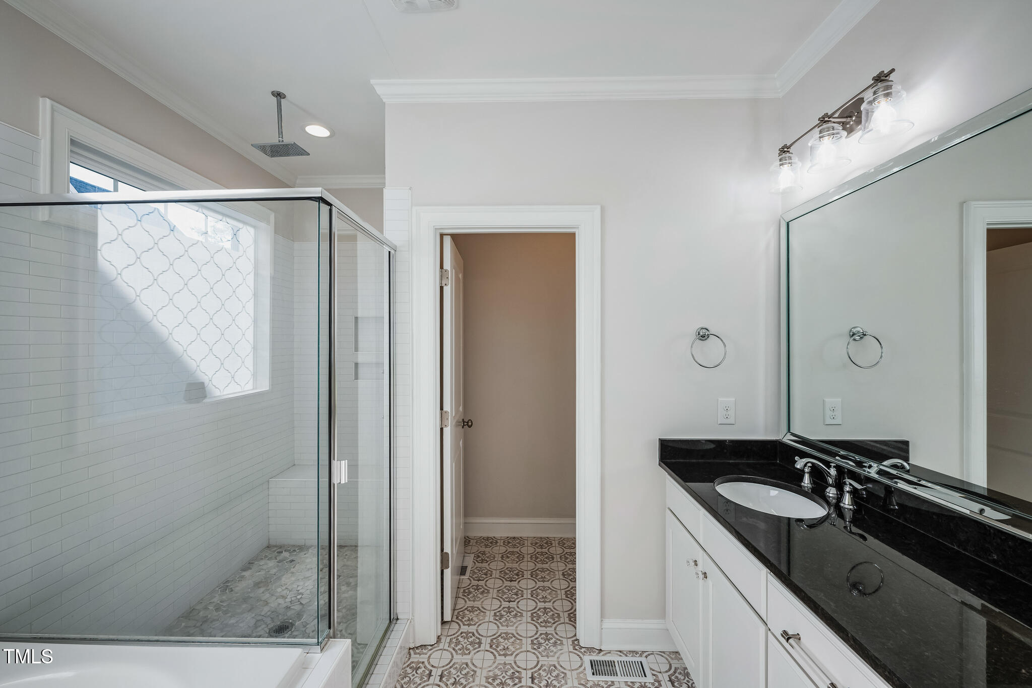 407 Eagle Court