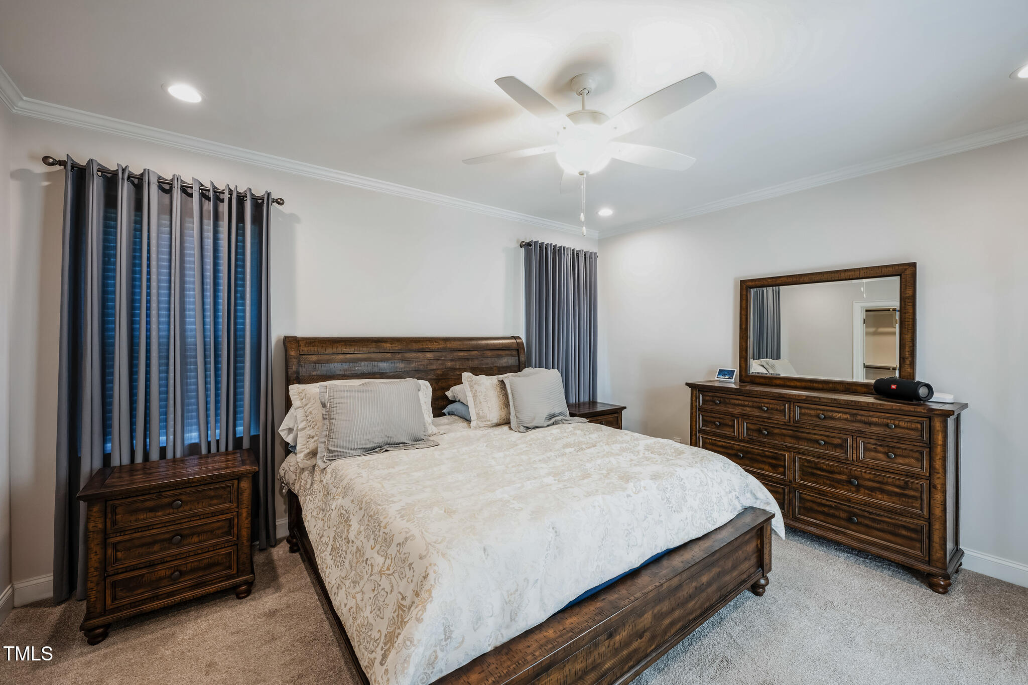407 Eagle Court