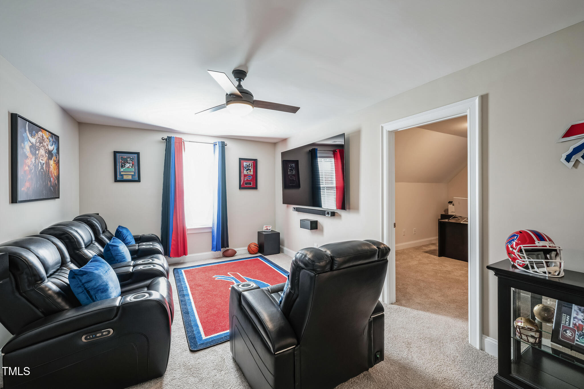 407 Eagle Court