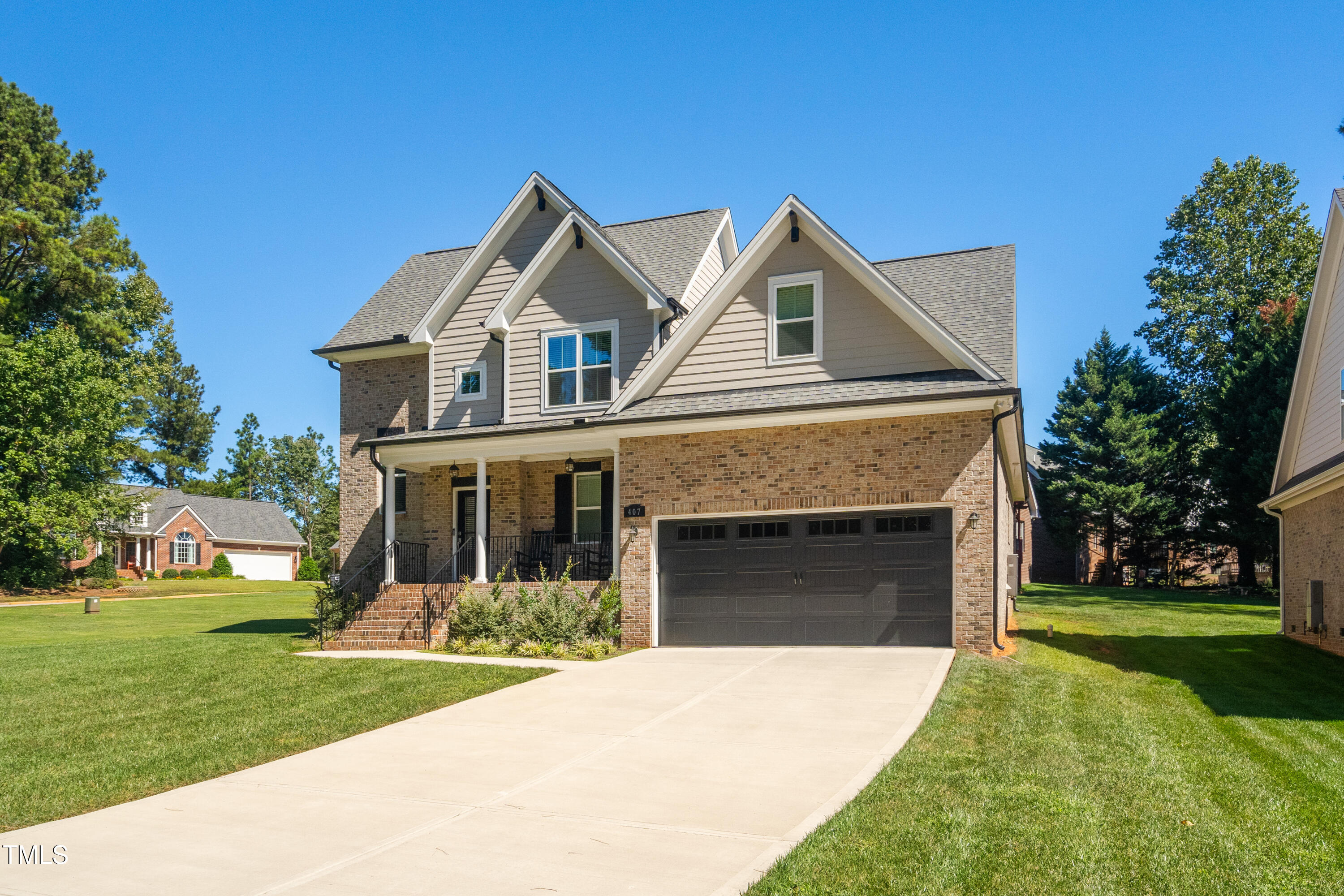 407 Eagle Court