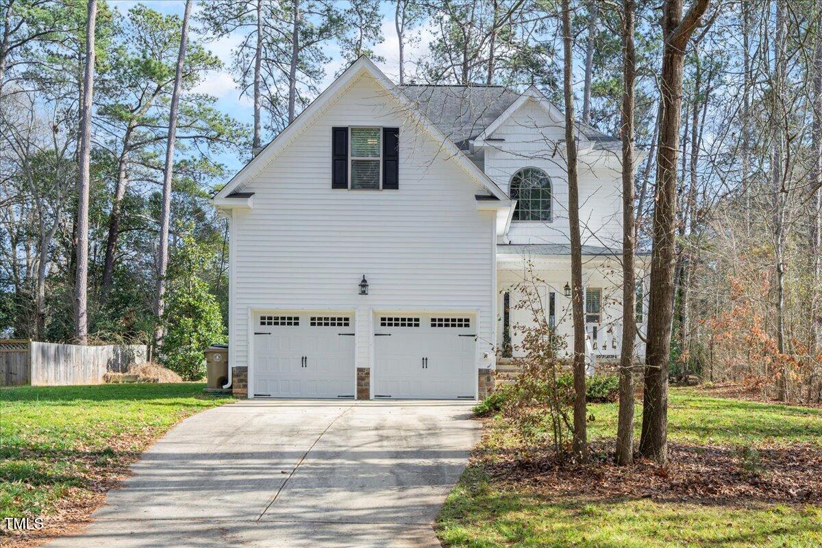 1403 Pineview Drive