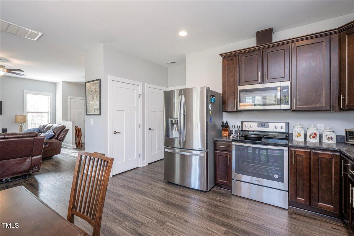 1403 Pineview Drive