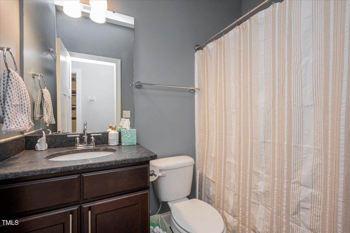 1403 Pineview Drive