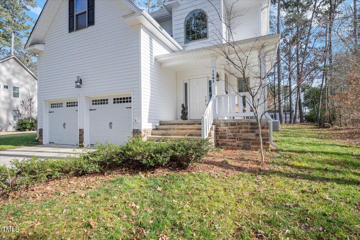 1403 Pineview Drive