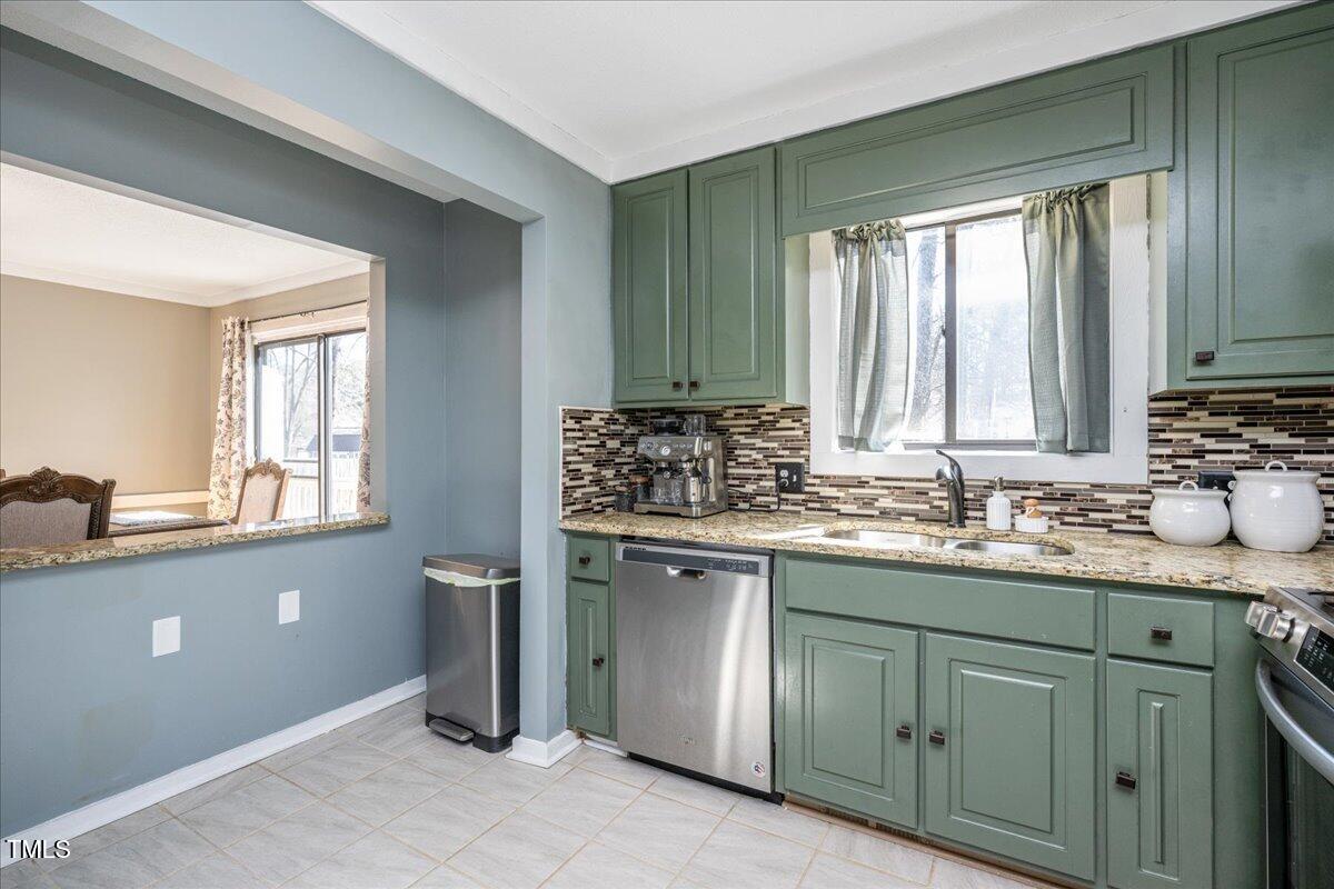 1615 Old Barn Road