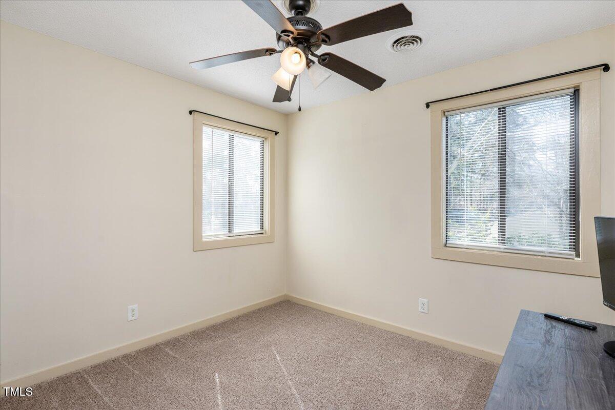 1615 Old Barn Road