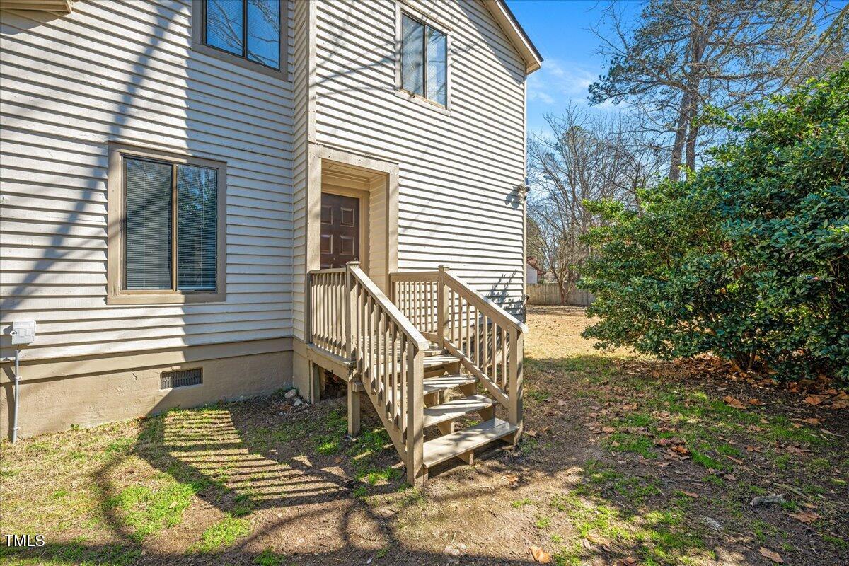 1615 Old Barn Road
