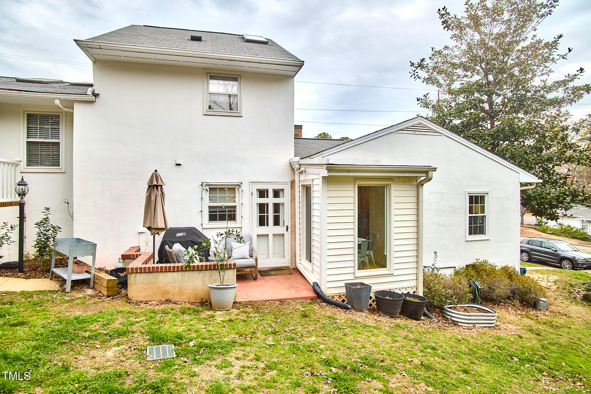 1921 Clark Avenue # 105