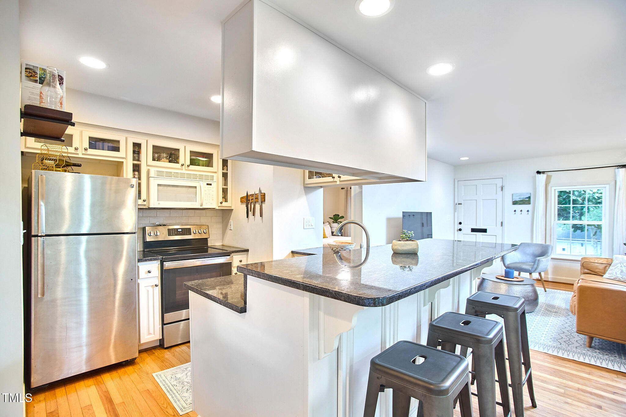 1921 Clark Avenue # 105