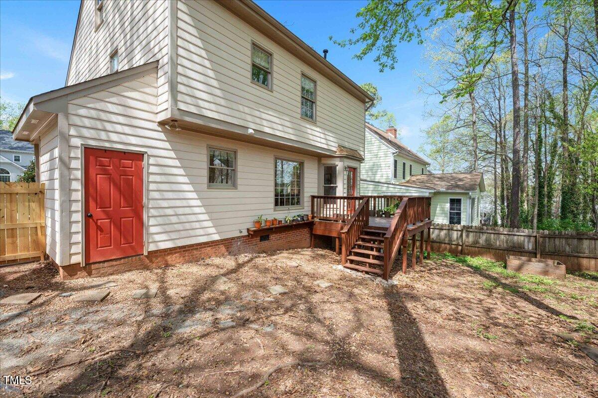 202 Lighthouse Way