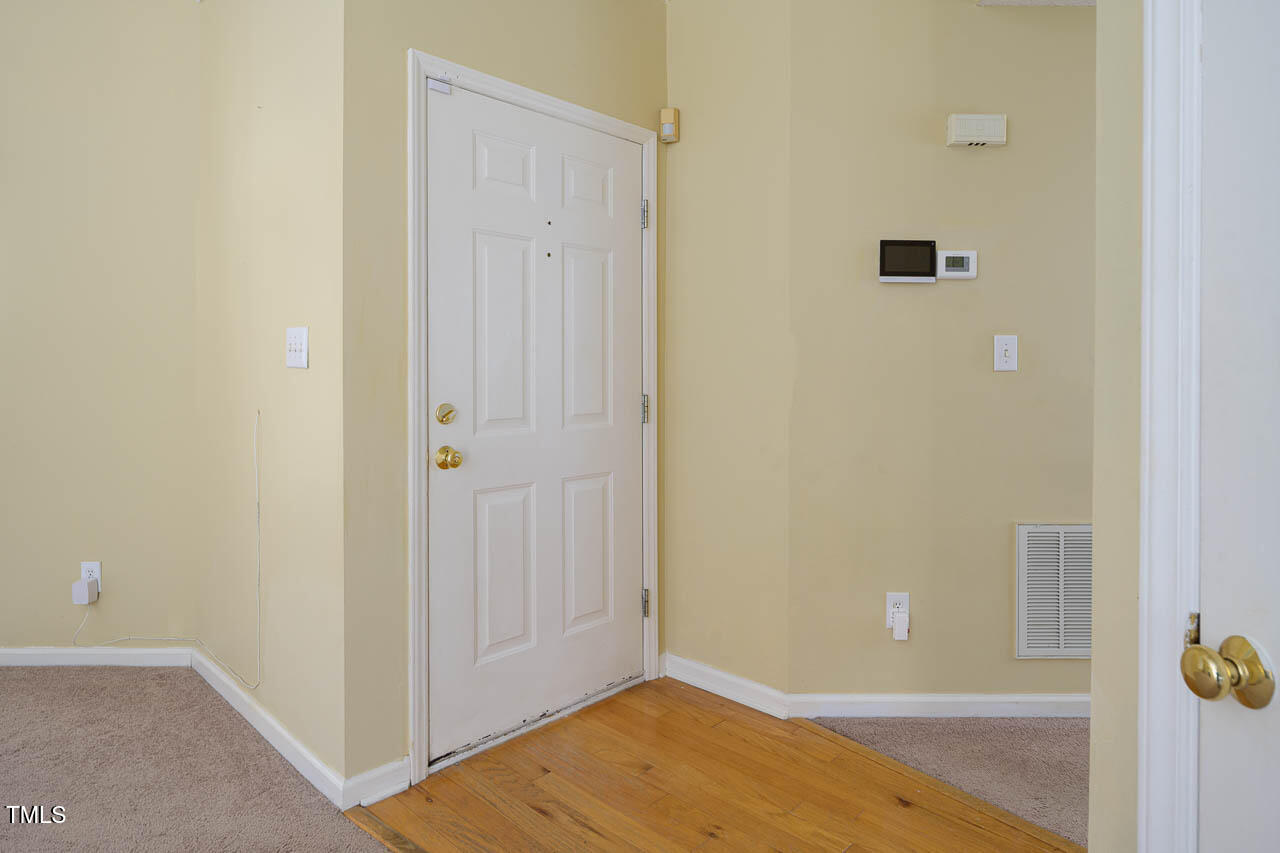 2425 Fields Of Broadlands Drive