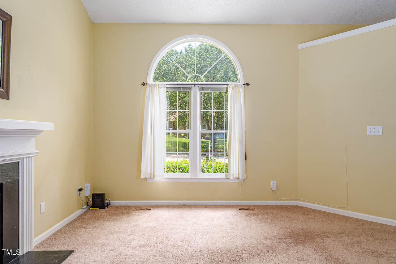 2425 Fields Of Broadlands Drive