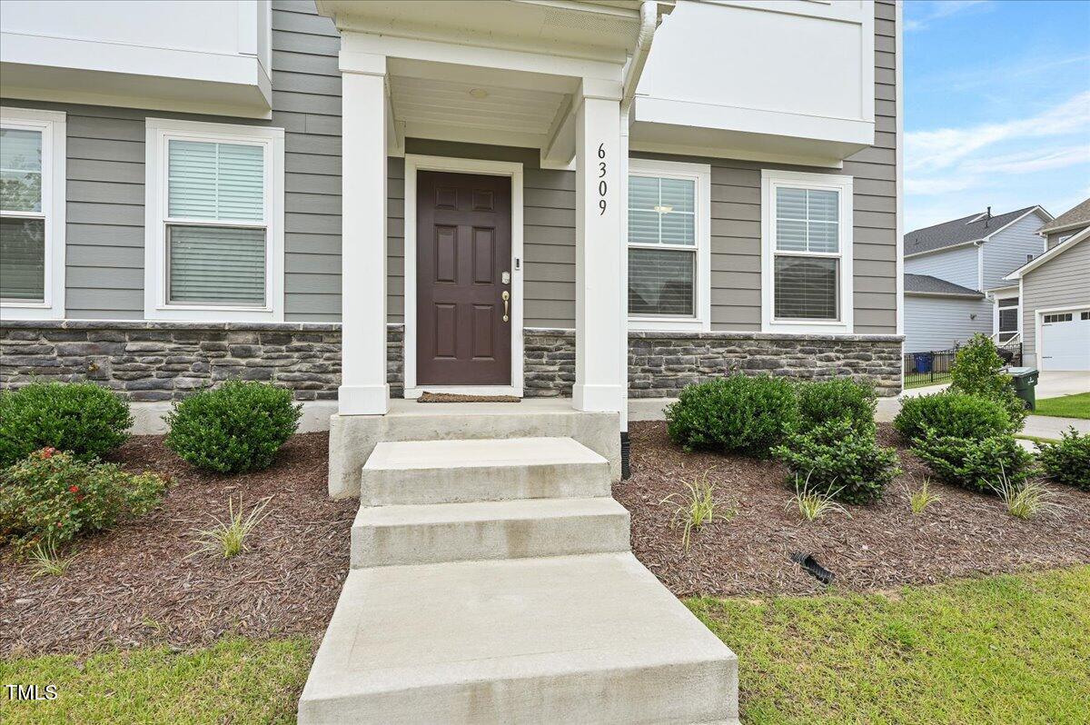 6309 Truxton Lane